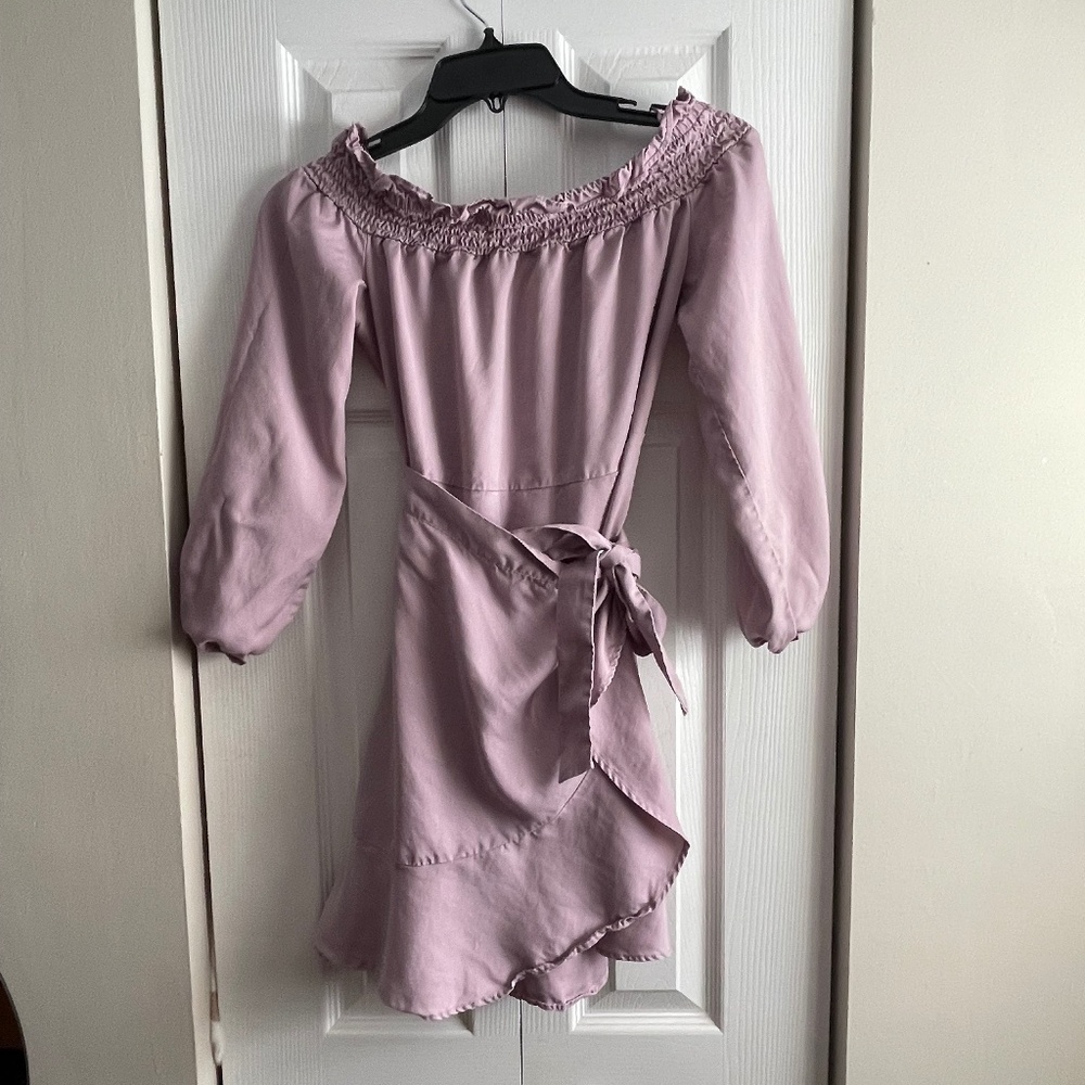 Express dress size S off the shoulder